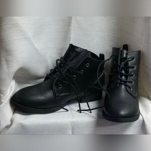 LOWER EAST SIDE Black Ankle Boots